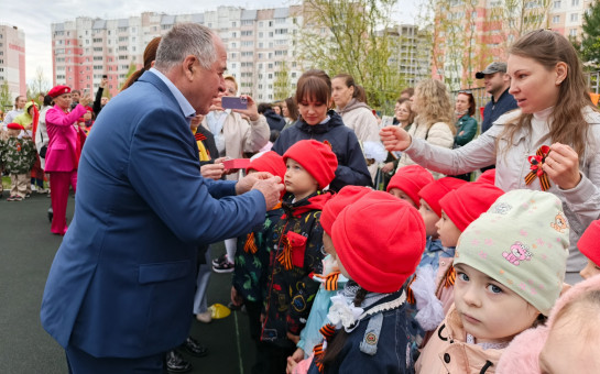 Первый парад новых юнармейцев